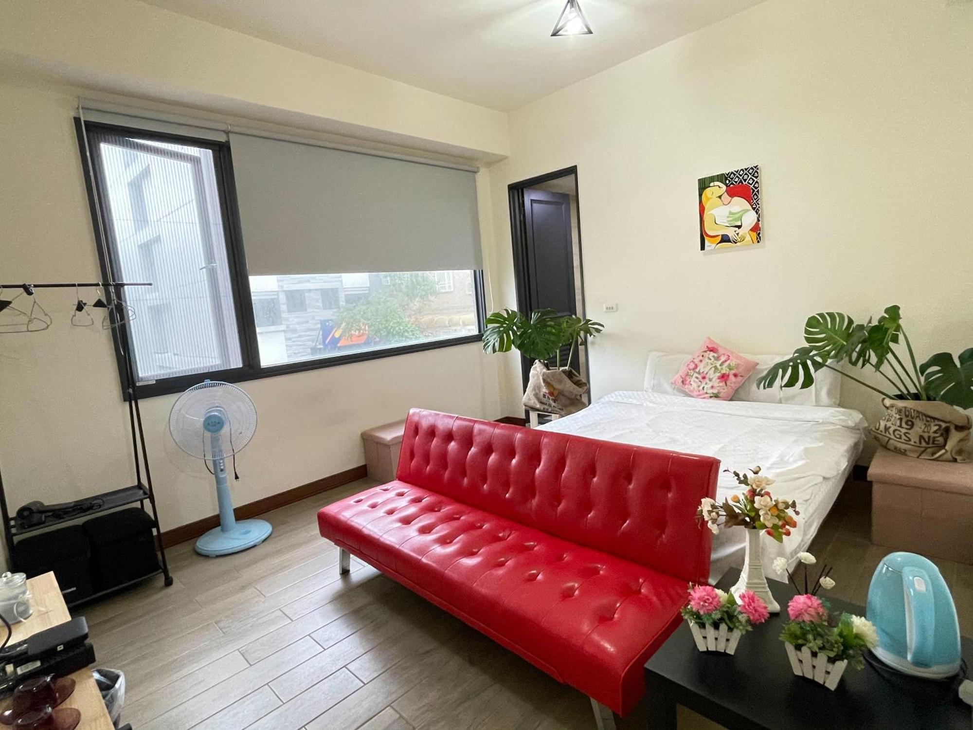 二街窩窩電梯民宿花蓮車站東出口second Street Nest Hostal Хуалиен Сити Екстериор снимка